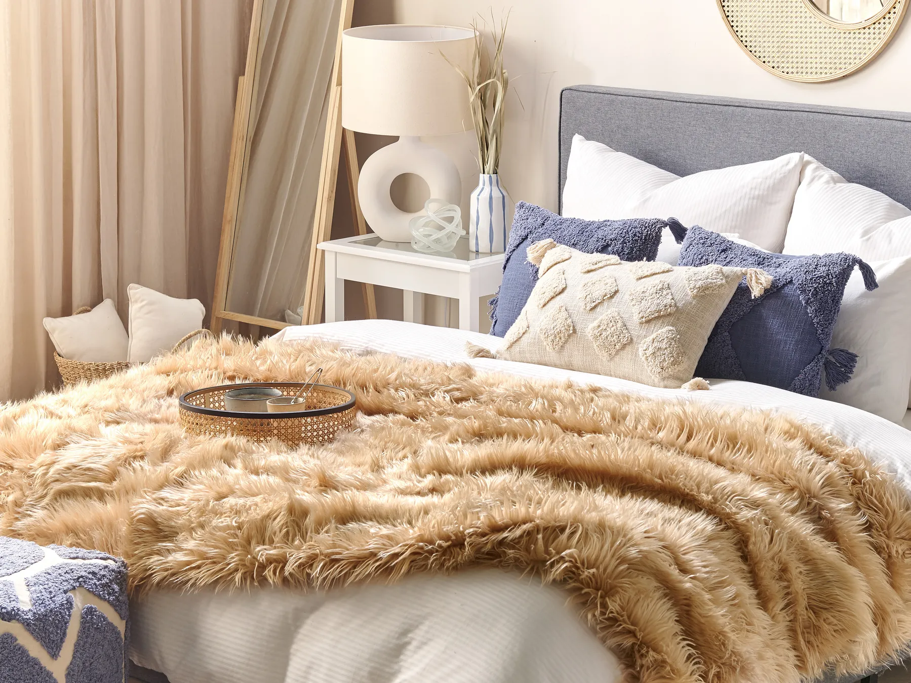 Bedspread DELICE 150 x 200 cm Light Brown_840336