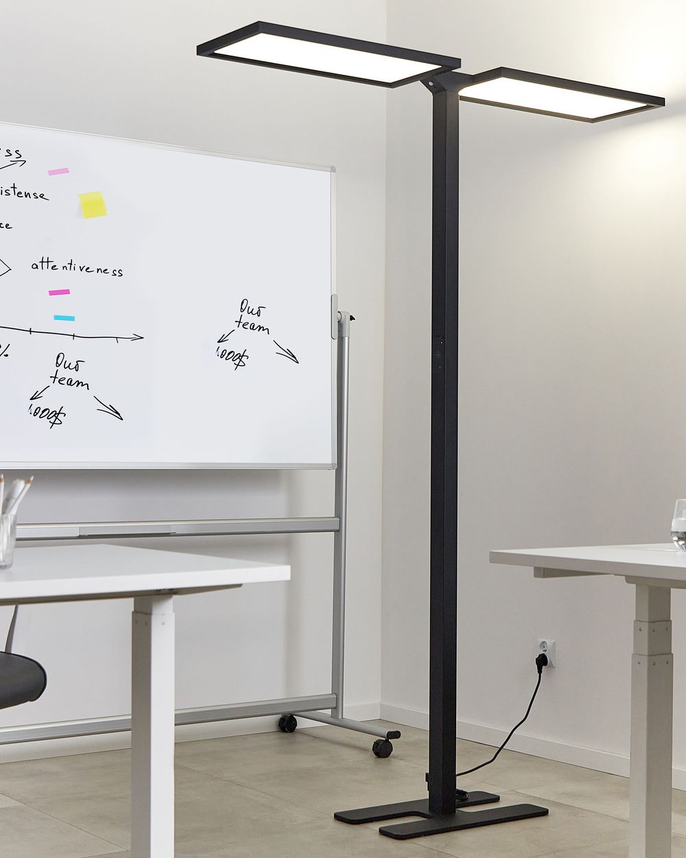 LED staande lamp SCULPTOR Met bewegingssensor Metaal Zwart