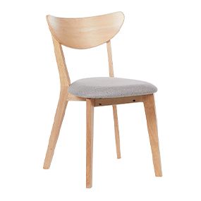Chaises en bois
