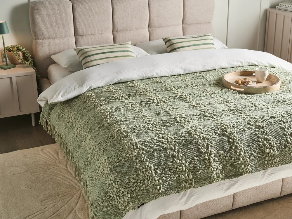 Kuscheldecke VELLA Stoff 150 x 200 cm Grün
