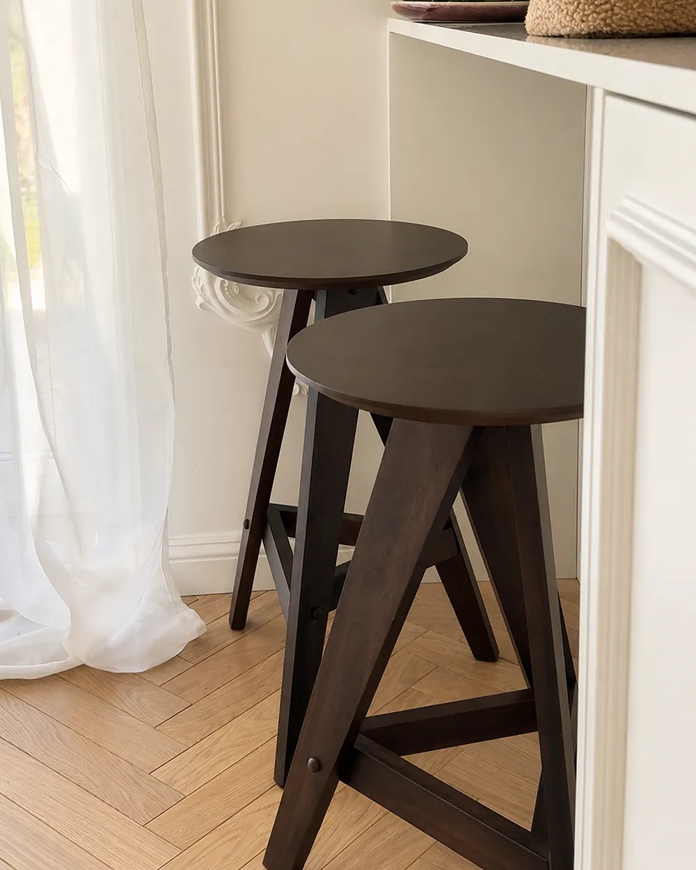 Set of 2 Bar Stools AROMA Wood Dark Brown_1167858