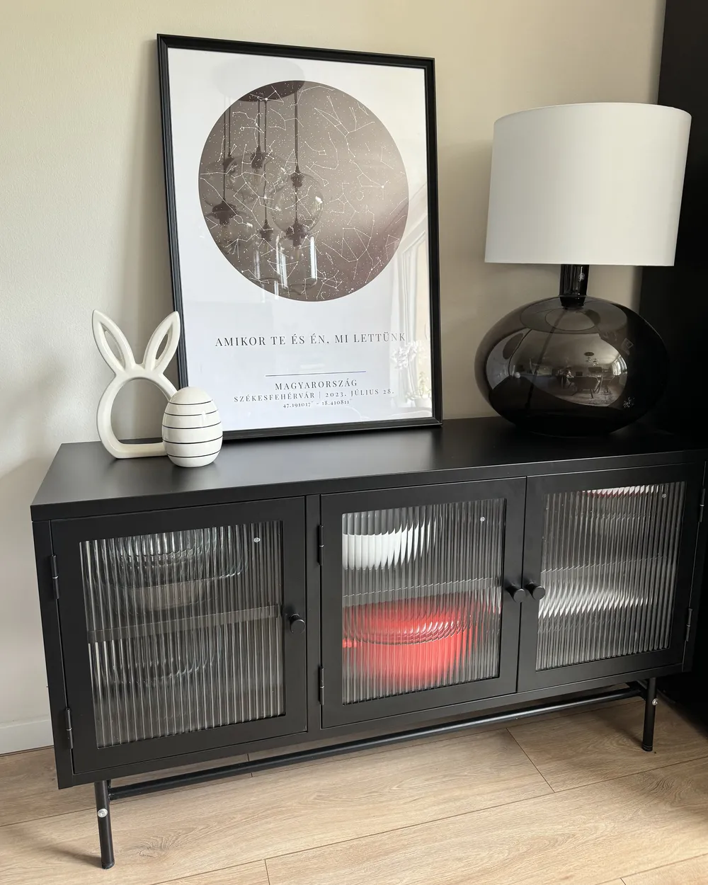 Sideboard mit Glastüren DEVON 115 cm Metall Schwarz_942691