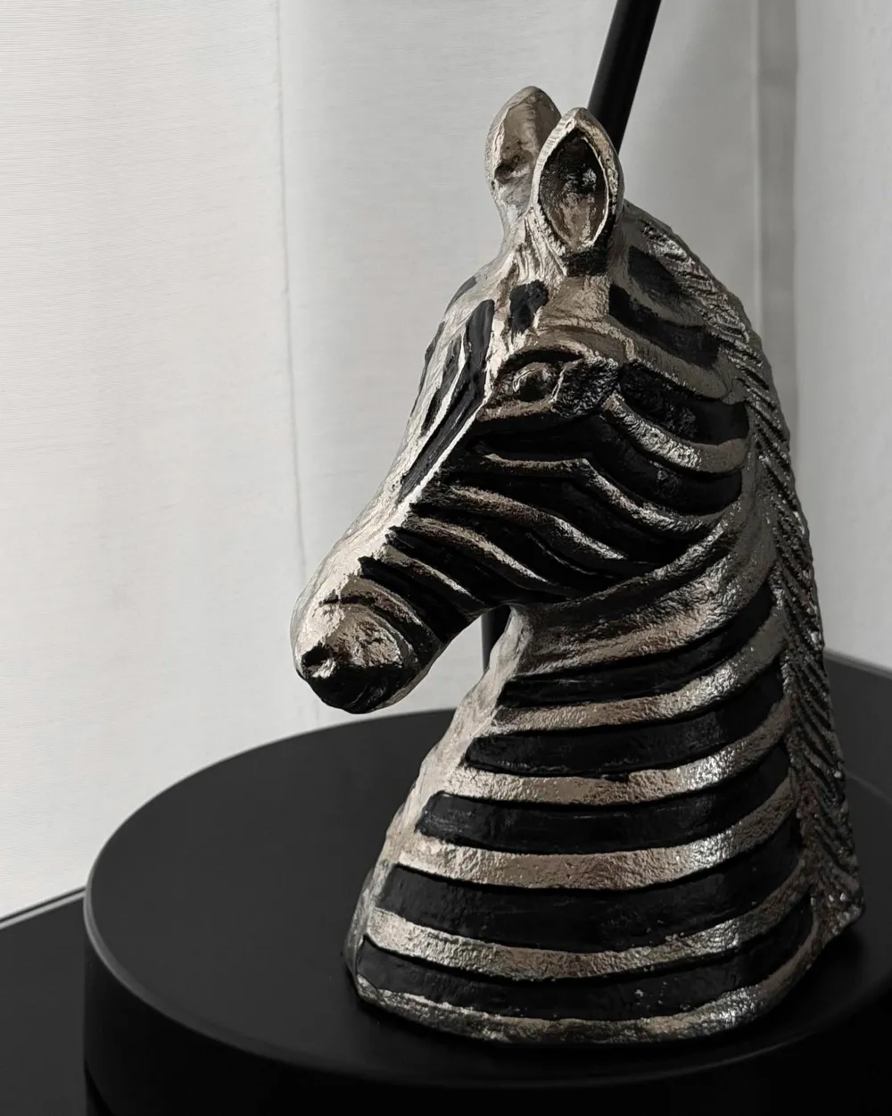Dekofigur Zebra ZAGORA Metall Schwarz / Silber_1048004