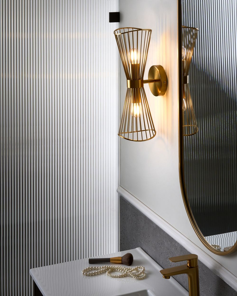Metal Wall Lamp LED Gold PARADA