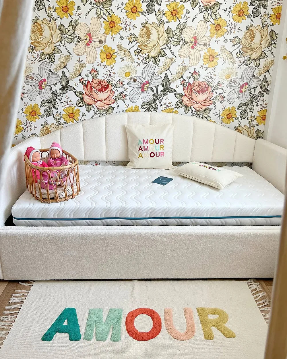 Ausziehbett Bouclé EYBURIE 90 x 200 cm Hellbeige_978666