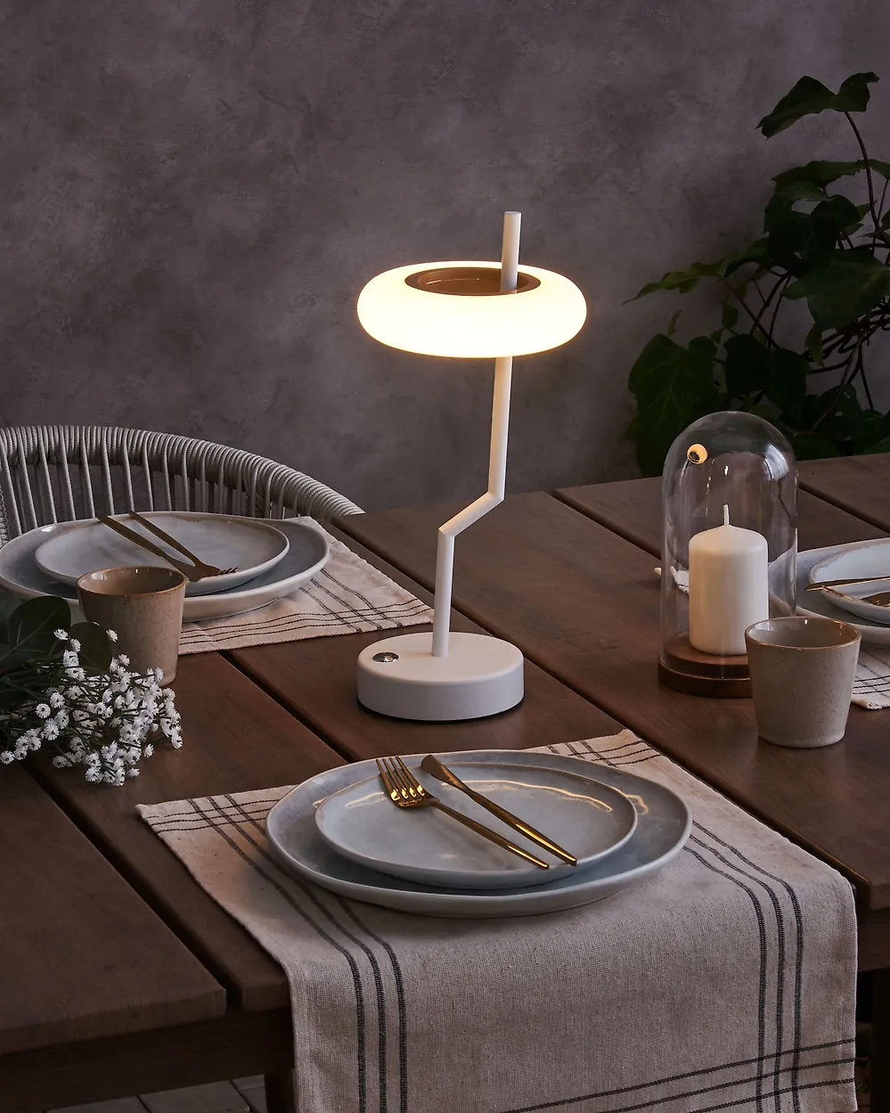 Kabellose LED Tischlampe ALVIELA mit Dimmer Metall Weiß_1173963