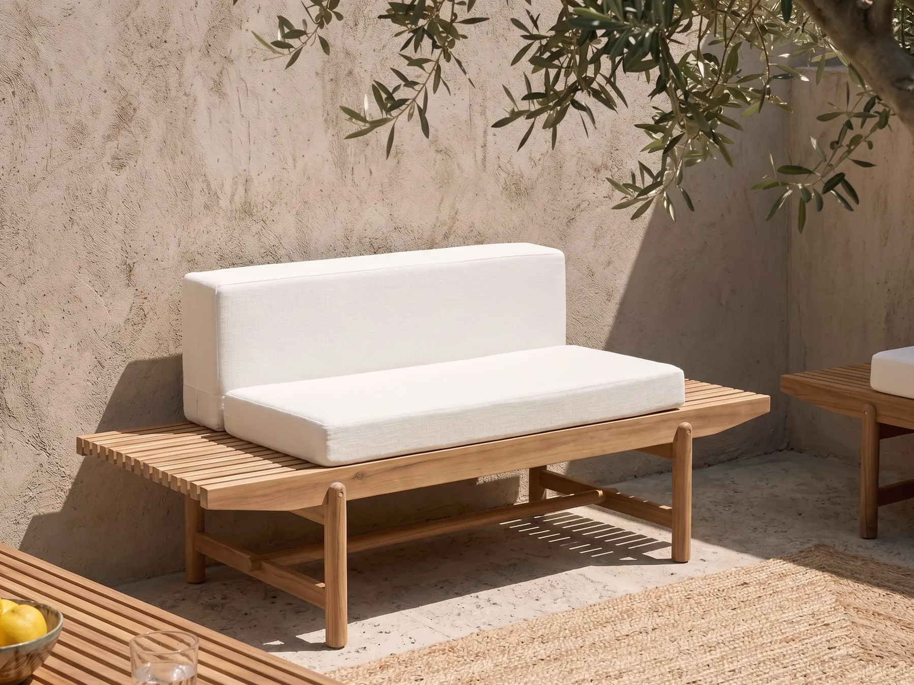 Gartenbank mit Auflage GIAVENO 135 cm Akazienholz Cremeweiß_958637