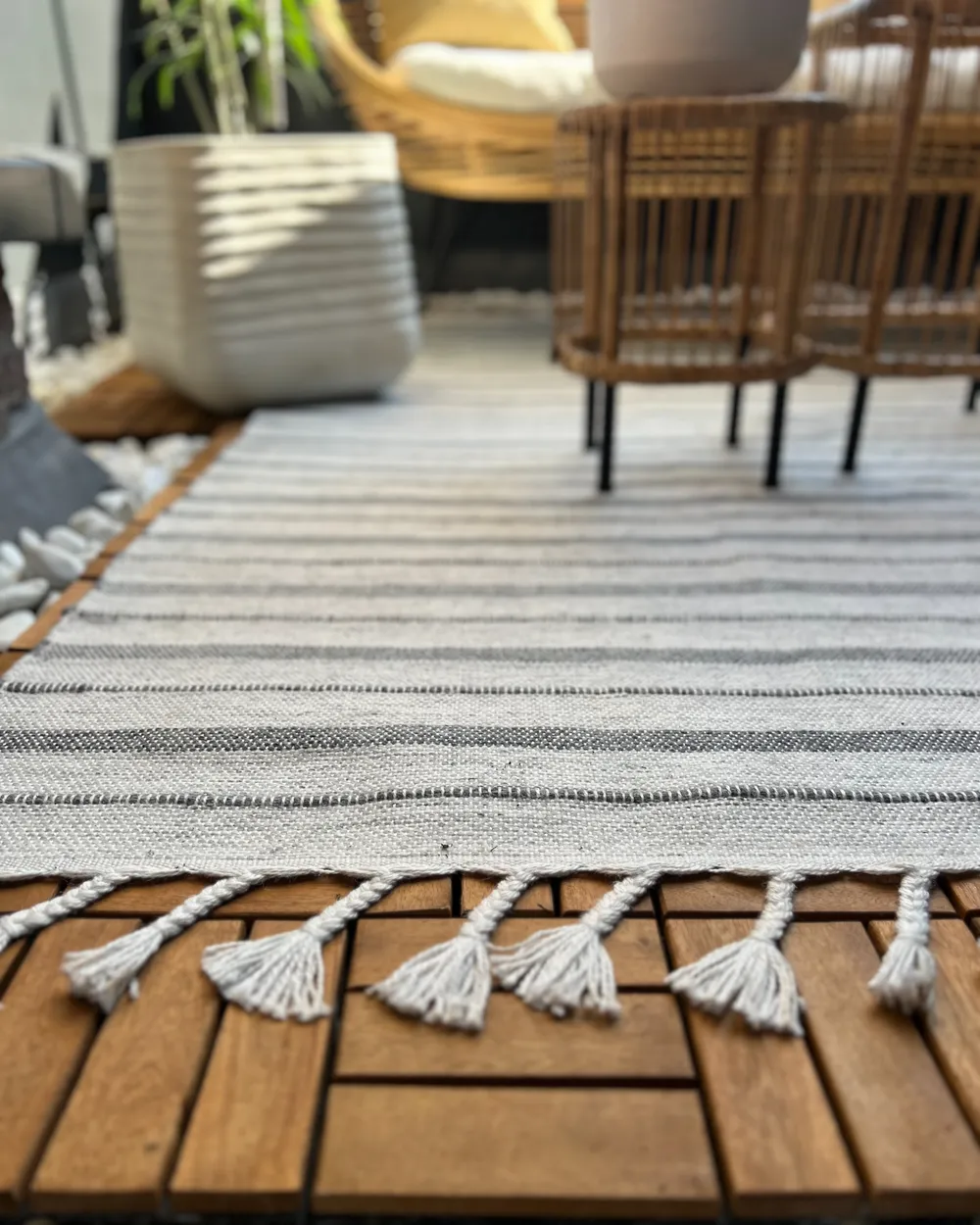 Rug BADEMLI Off-White 140 x 200 cm_1005555