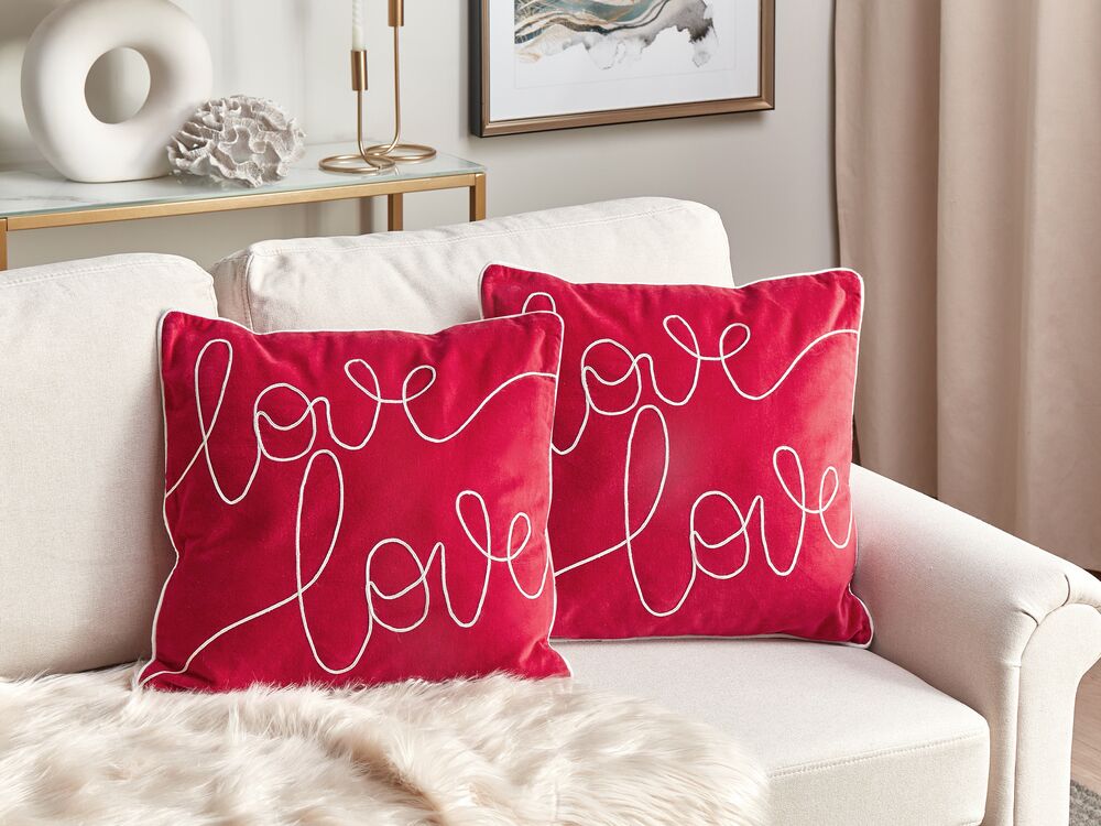 Set of 2 Decorative Cushions SIDERASIS 45 x 45 cm Velvet Red Text