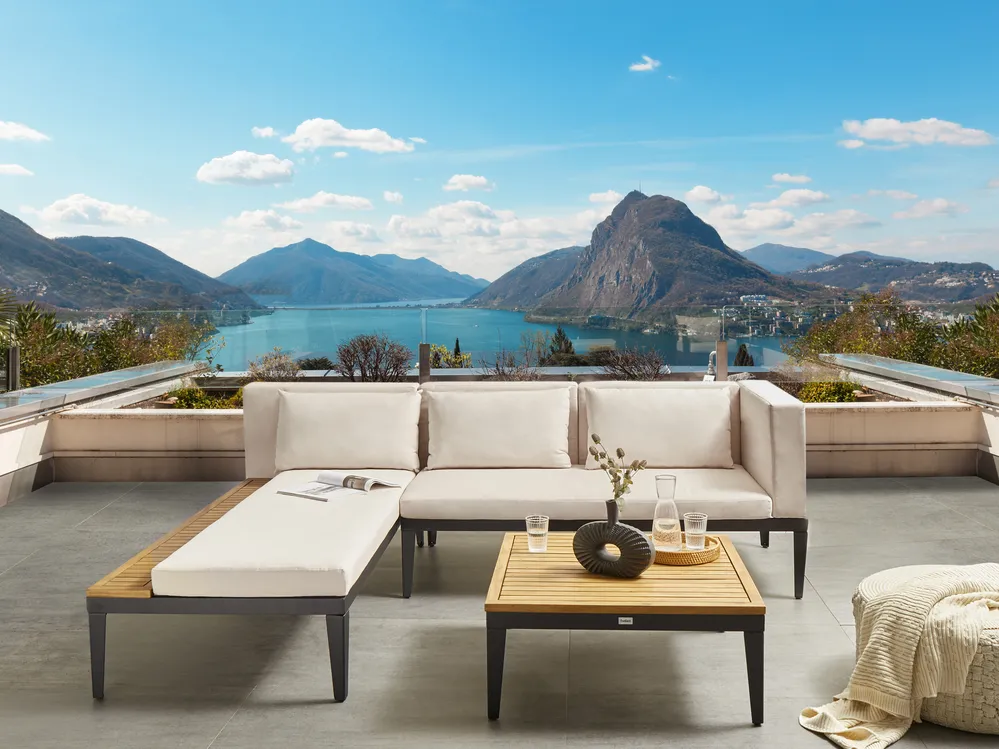 Garten Ecksofa mit Tisch 3-Sitzer BRACCIANO zertifiziertes Akazienholz Hellbeige rechtsseitig