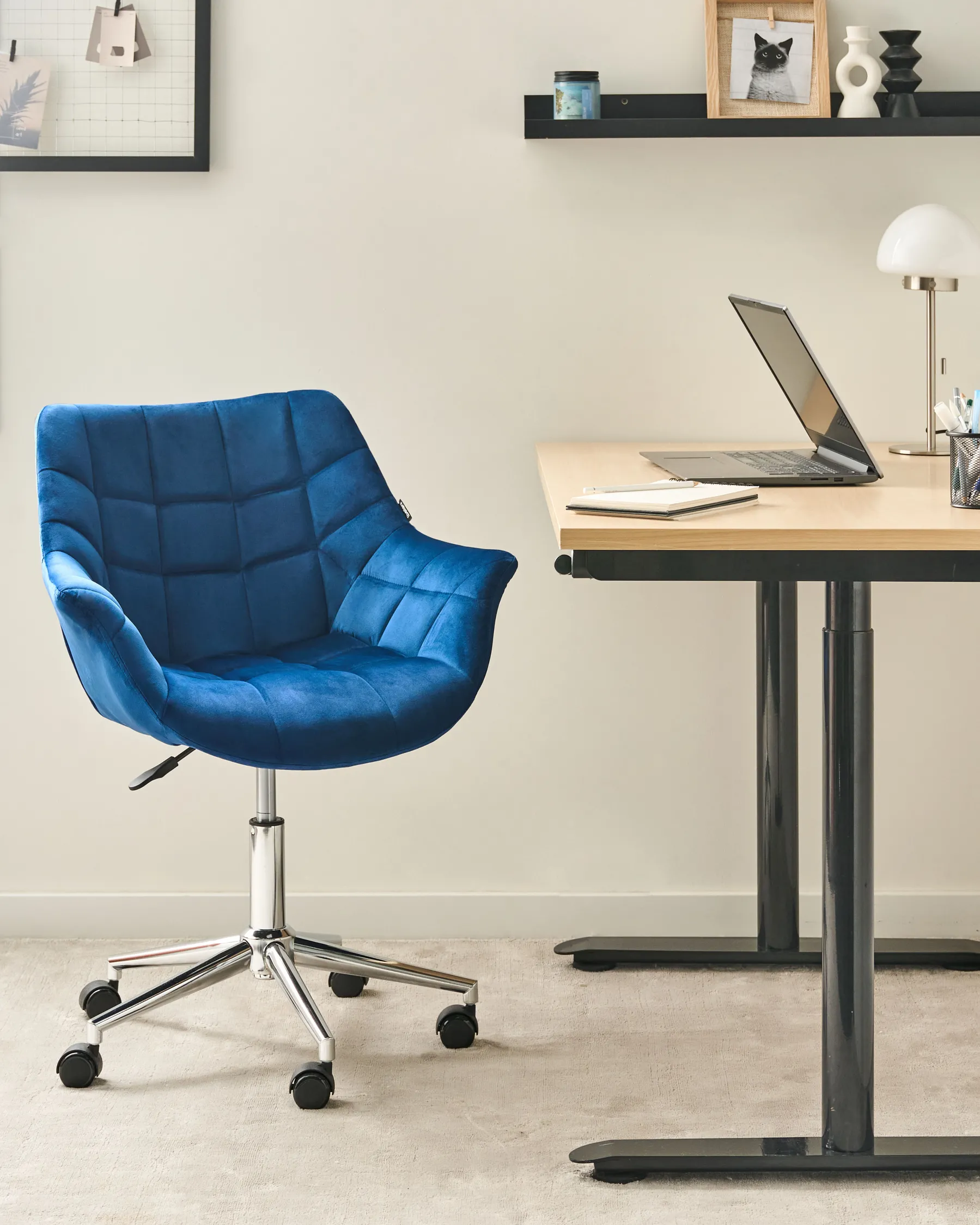 Desk Chair LABELLE Velvet Navy Blue_1024803