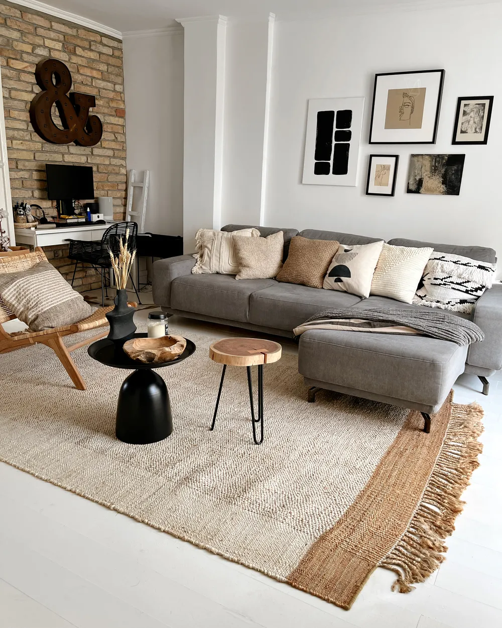 Dekokissen 2er Set PELLAEA 45 x 45 cm Baumwolle Hellbeige Geometrisches Muster_908661