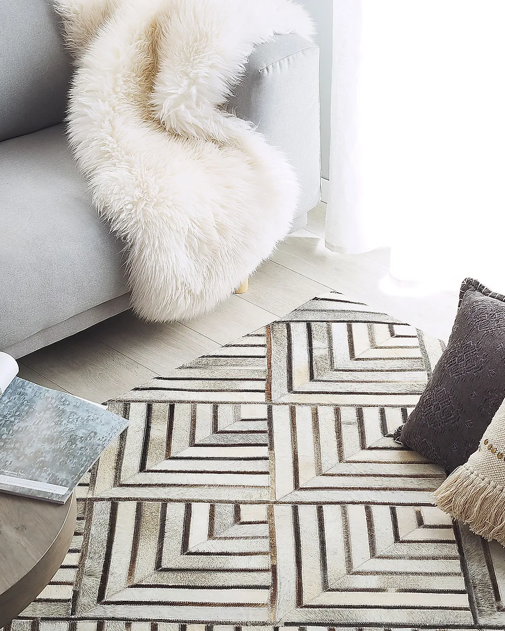 Rug TEKIR Beige 140 x 200 cm Leather_1177795