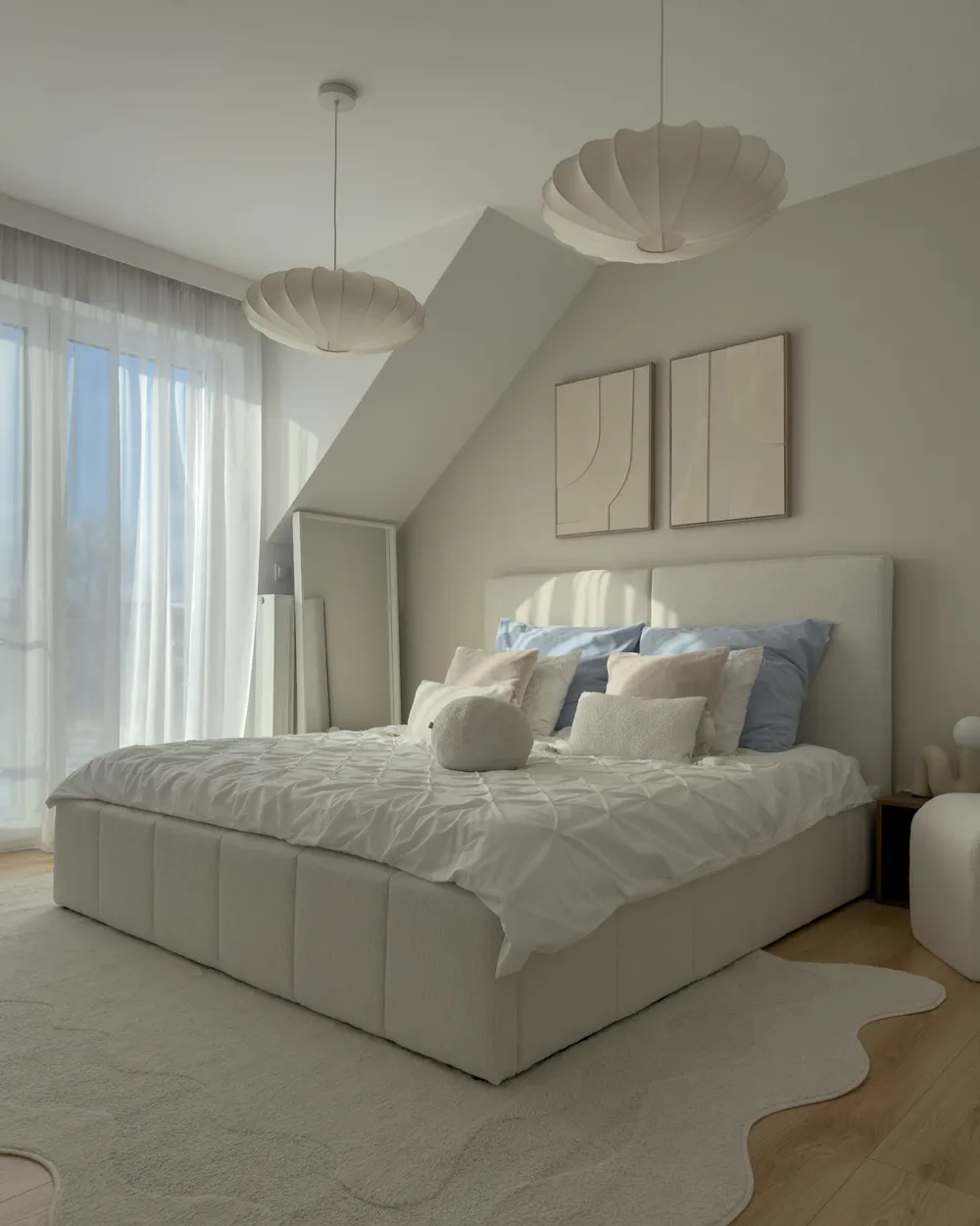 Bett mit Stauraum CASTELNAVET Stoff Cremeweiß 180 x 200 cm_1063389