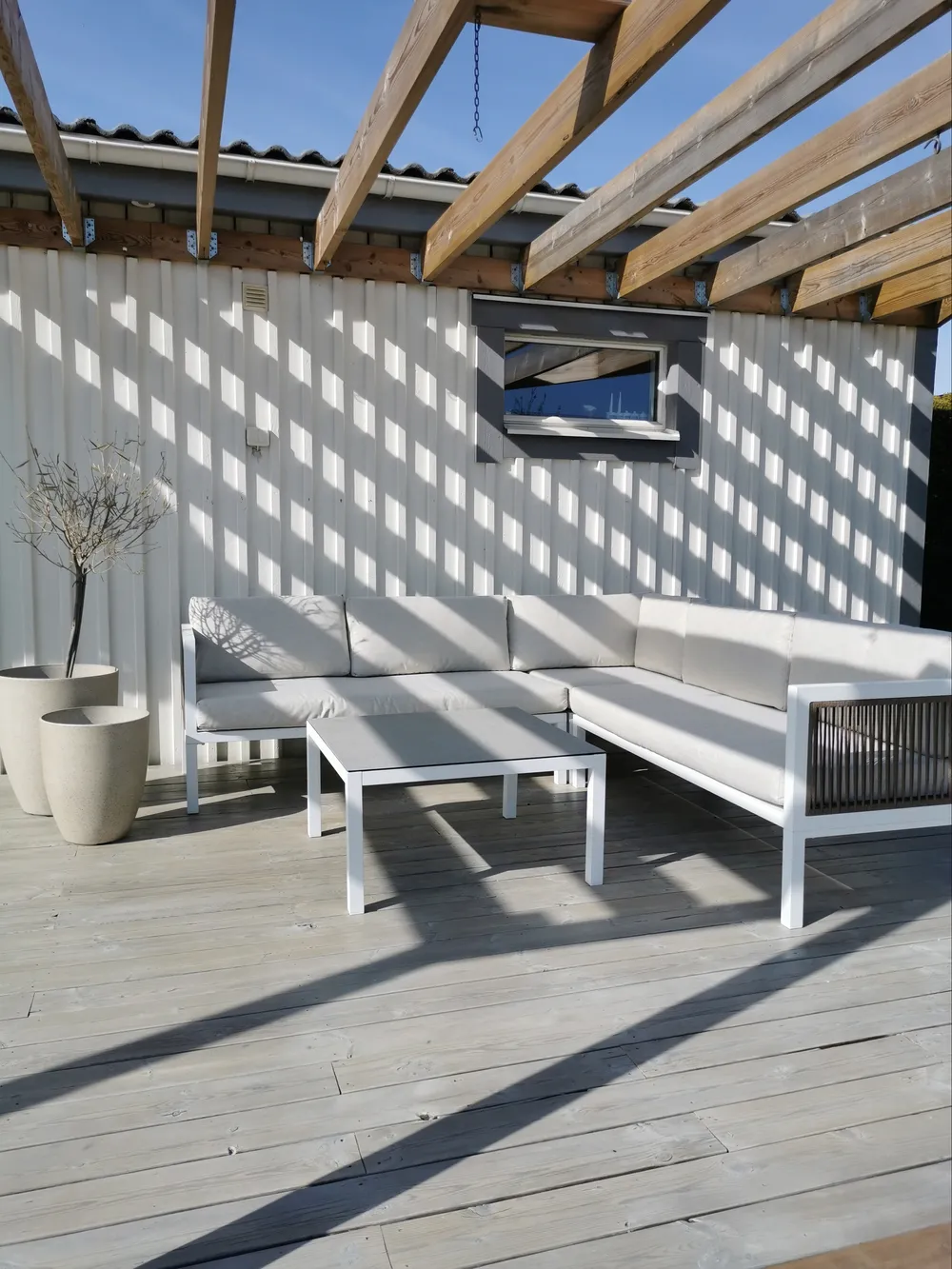 Garten Ecksofa mit Tisch 4-Sitzer BORELLO Metall Beige linksseitig_829557