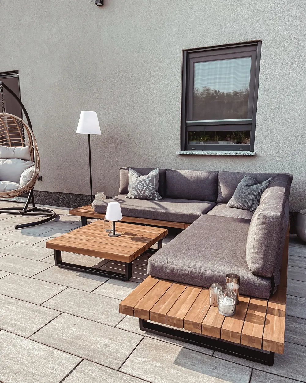 Garten Ecksofa mit Tisch 5-Sitzer MYKONOS zertifiziertes Akazienholz Dunkelgrau rechtsseitig_827362