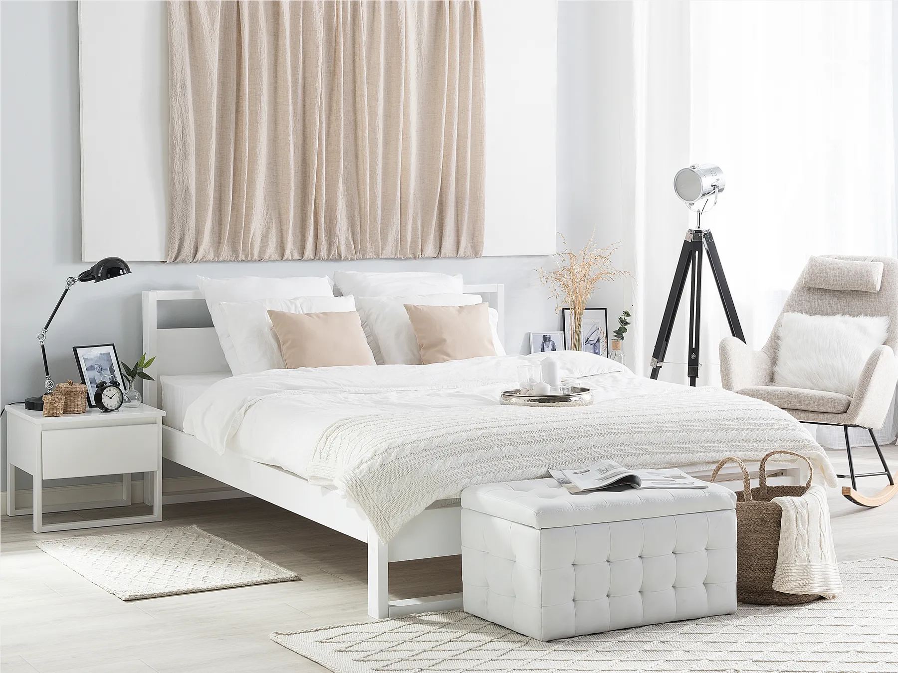 Bett mit Lattenrost Kiefernholz GIULIA 180 x 200 cm Weiß_743786
