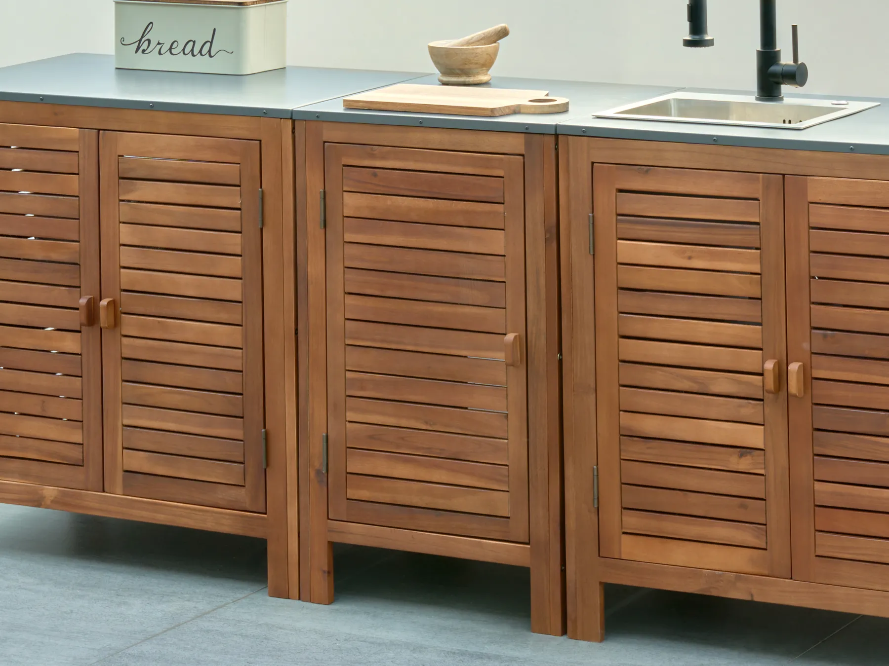 Outdoor-Küchenschrank BRUCOLI Braun Akazienholz_1000948