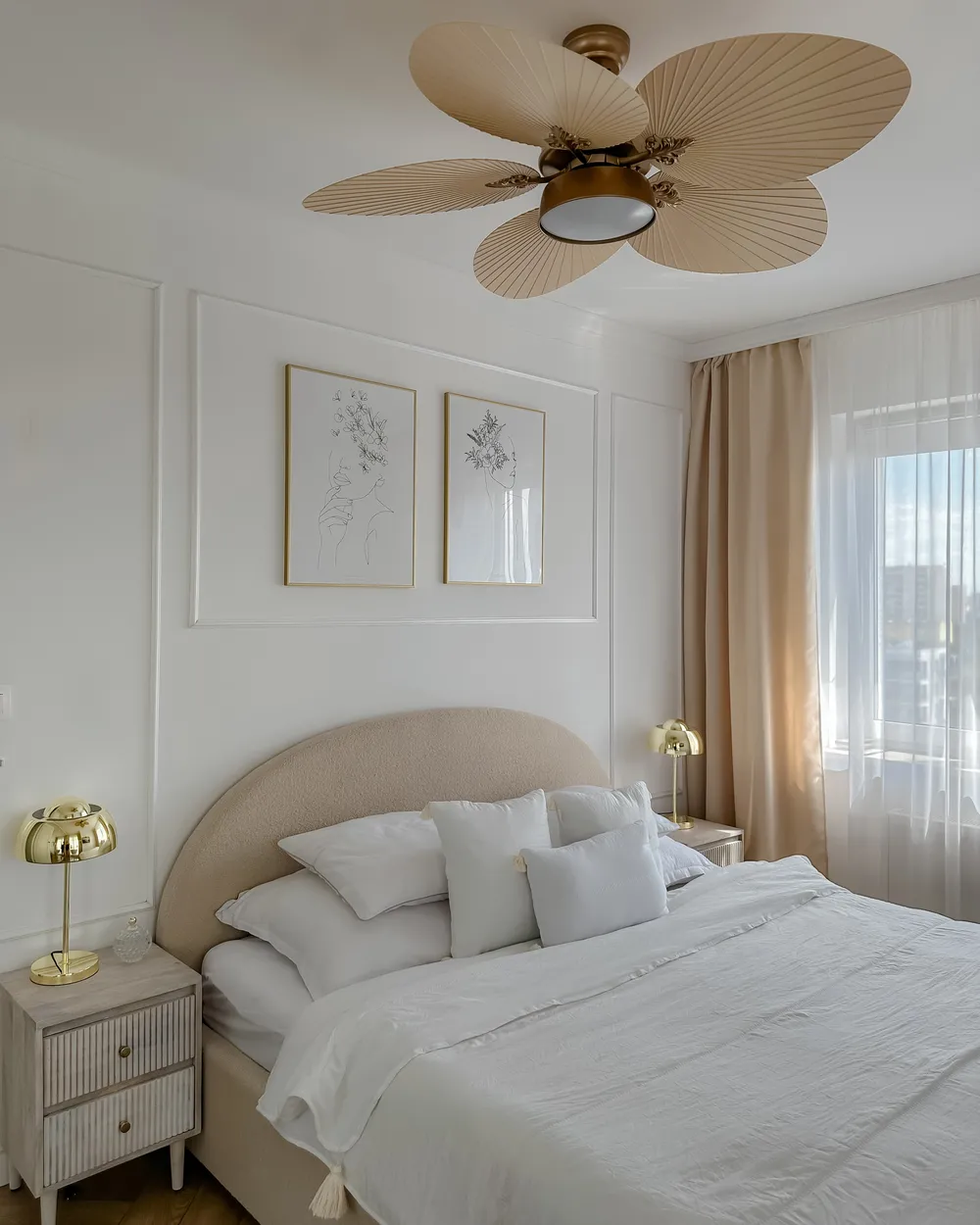 Bett mit Stauraum VAUCLUSE Bouclé Beige 140 x 200 cm_937707