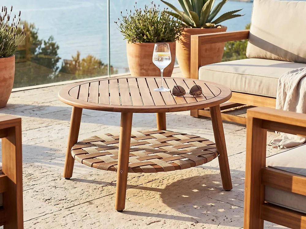 Outdoor Couchtisch mit Ablage MILZANO 80 cm 80 cm Akazienholz Braun
