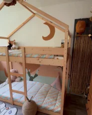 Hochbett Haus Kiefernholz LABATUT 90 x 200 cm Hellbraun_992583