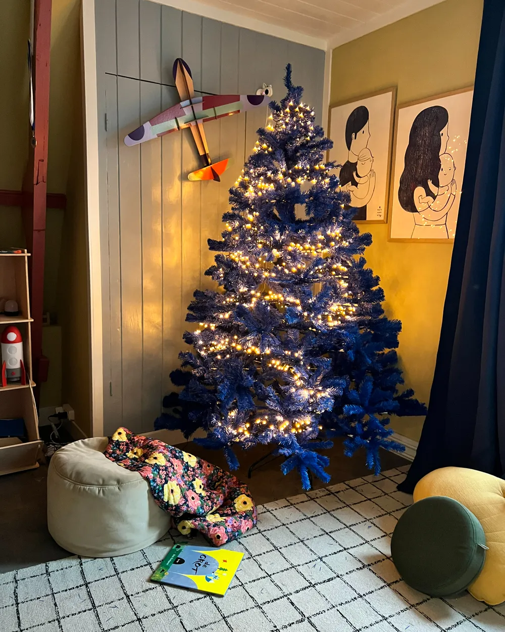 Artificial Christmas Tree FARNHAM 120 cm Blue_980164