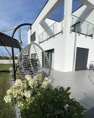Hängesessel mit Gestell TOLLO Polyrattan Grau_878181