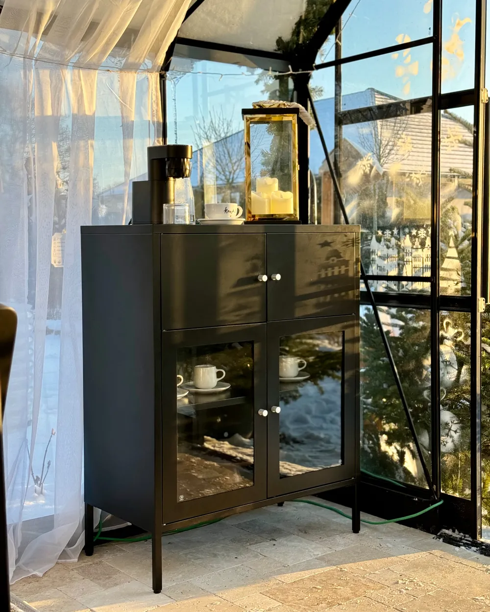 Sideboard mit Glastüren ESHOLT 80 cm Metall Schwarz_1052678