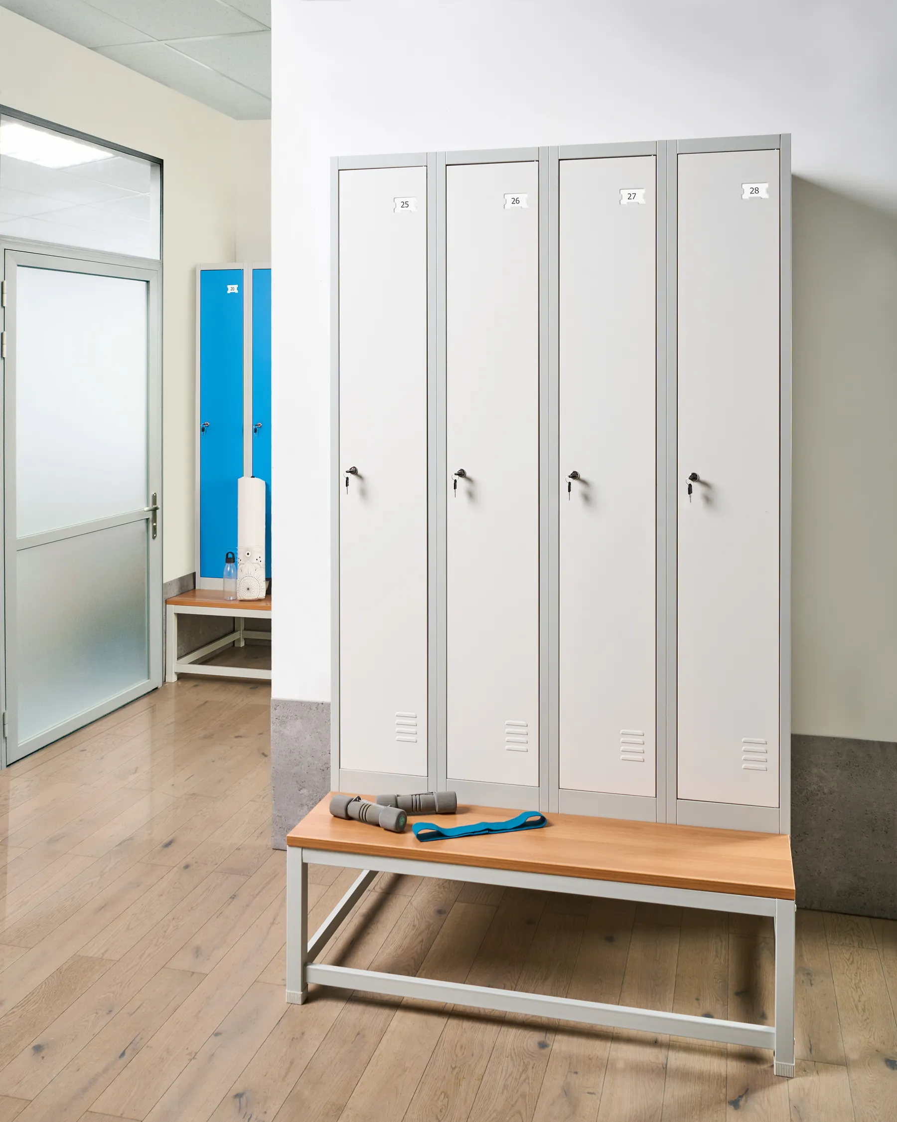 Spind mit 4 Türen und Sitzbank ATHLETE Metall Grau / Weiß_1011891