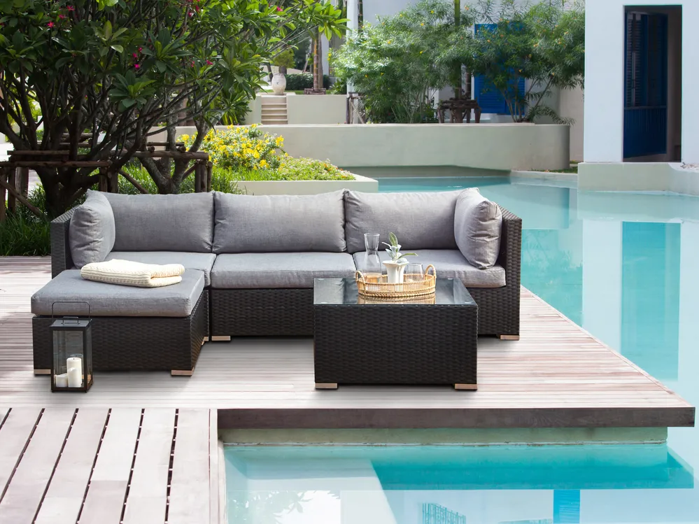 Garten Ecksofa mit Tisch 4-Sitzer SANO Polyrattan Schwarz rechtsseitig
