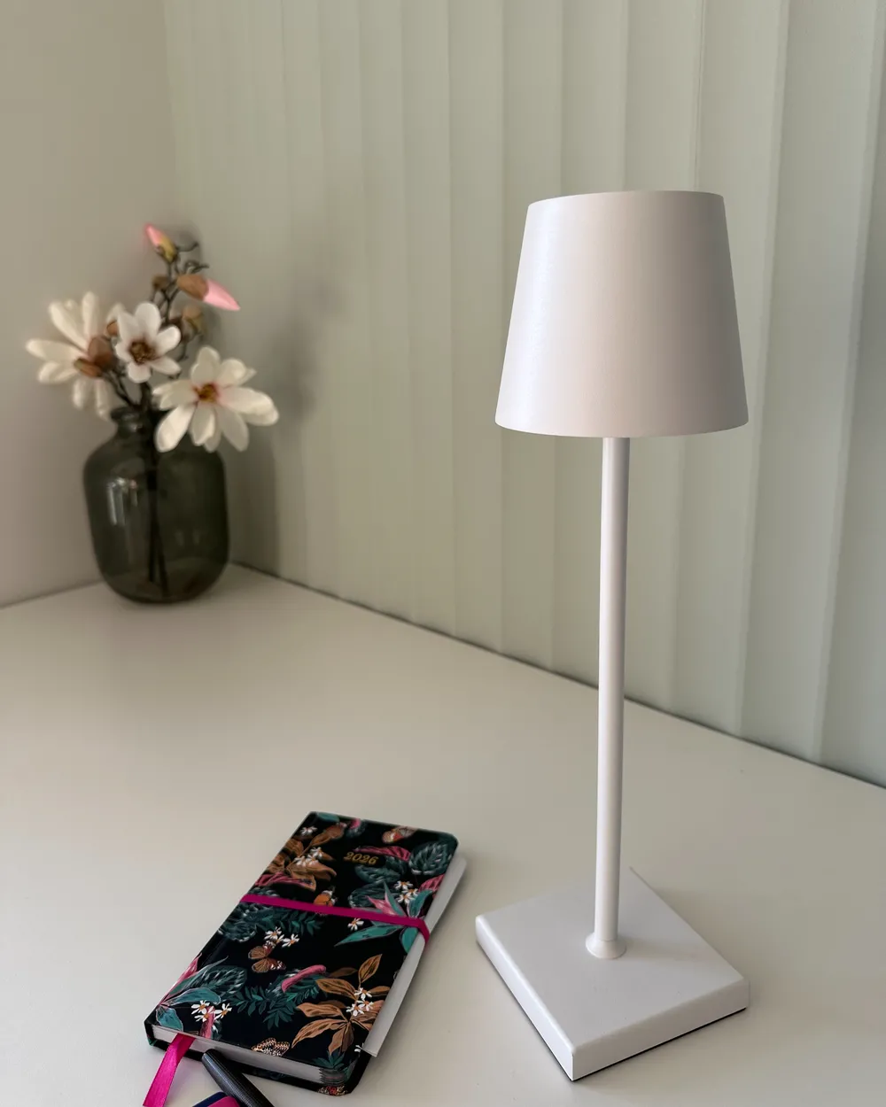 Kabellose LED Tischlampe BACEIRO mit Dimmer Metall Weiß_1065761