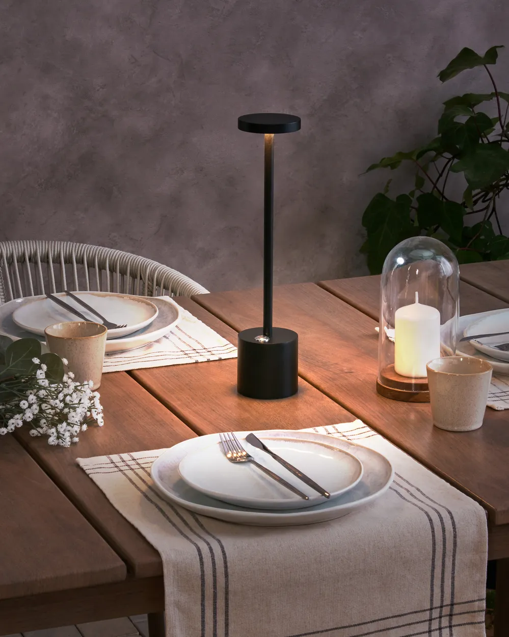 Kabellose LED Tischlampe LIZANDRO mit Dimmer Metall Schwarz