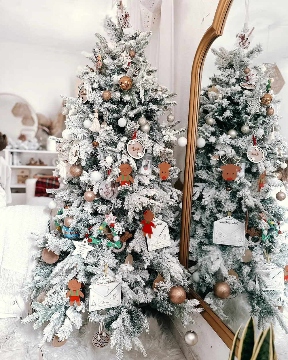 Künstlicher Weihnachtsbaum mit Schnee TOMICHI 210 cm Weiß_897018