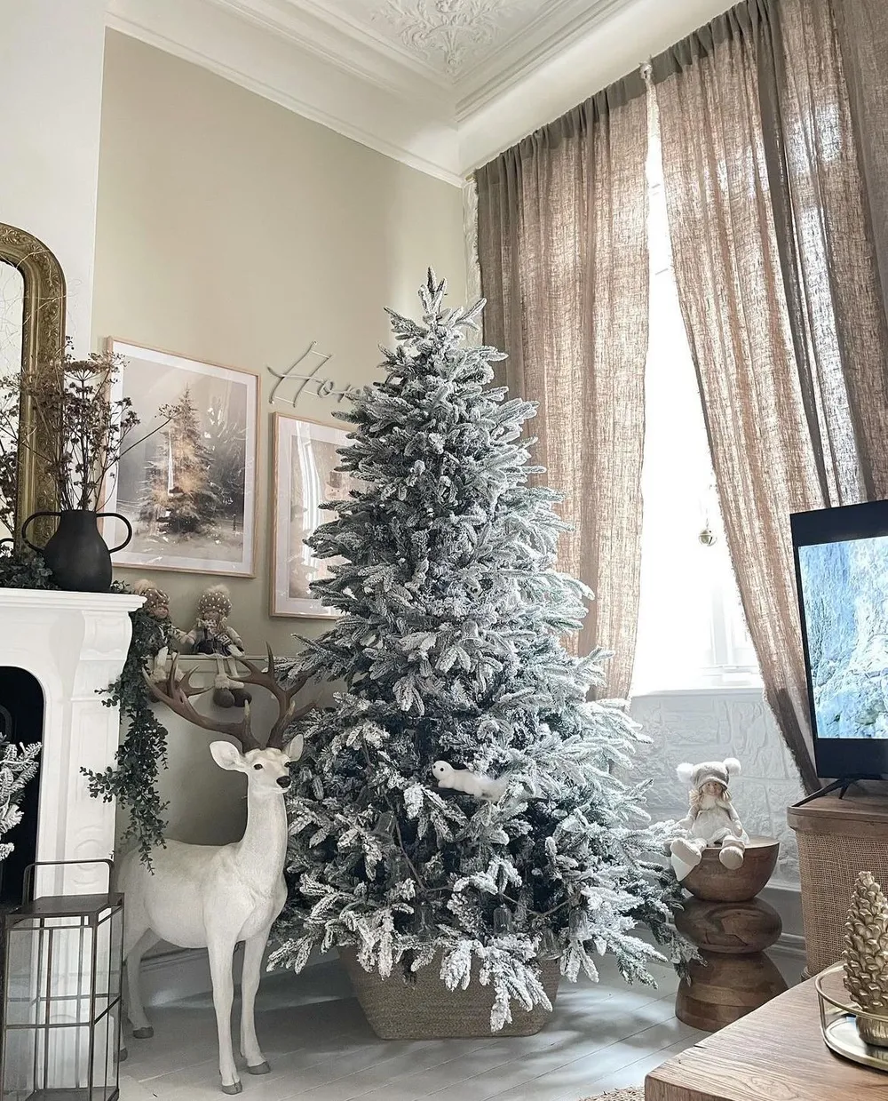 Artificial Snowy Christmas Tree LED TATLOW 180 cm Green_894448