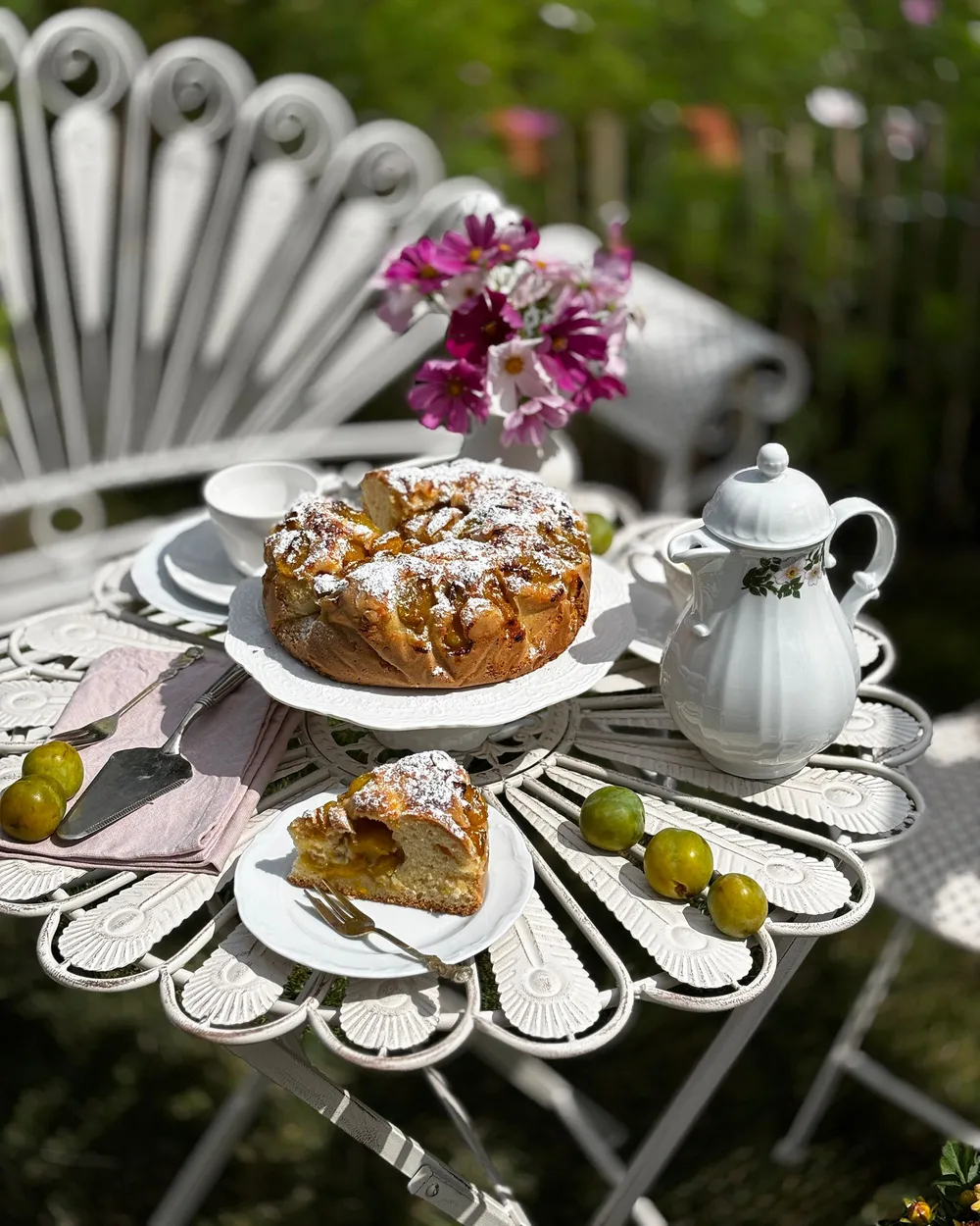 Bistro-Set mit Bank PAVIA Metall Cremeweiß_1125713