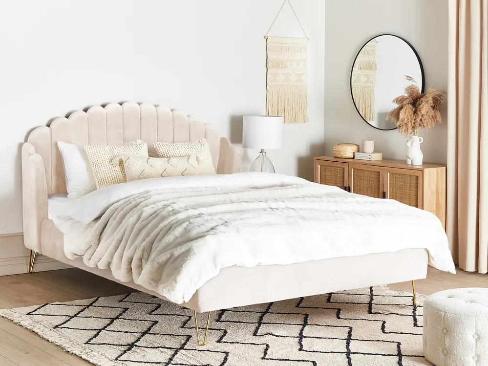 Bett mit Lattenrost Samtstoff AMBILLOU 180 x 200 cm Hellbeige
