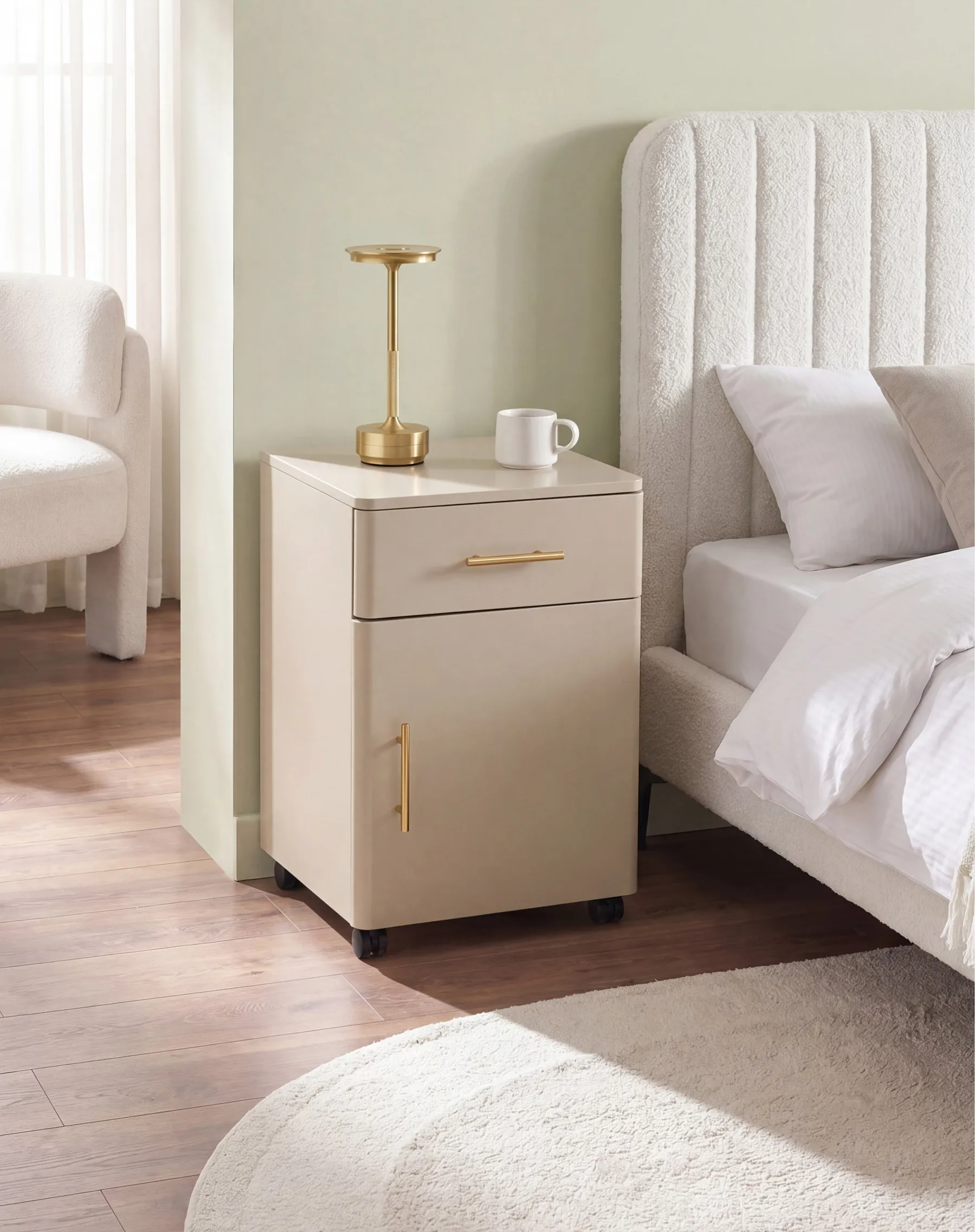 Nachttisch mit 1 Schublade OMBURA Metall Beige_1082285