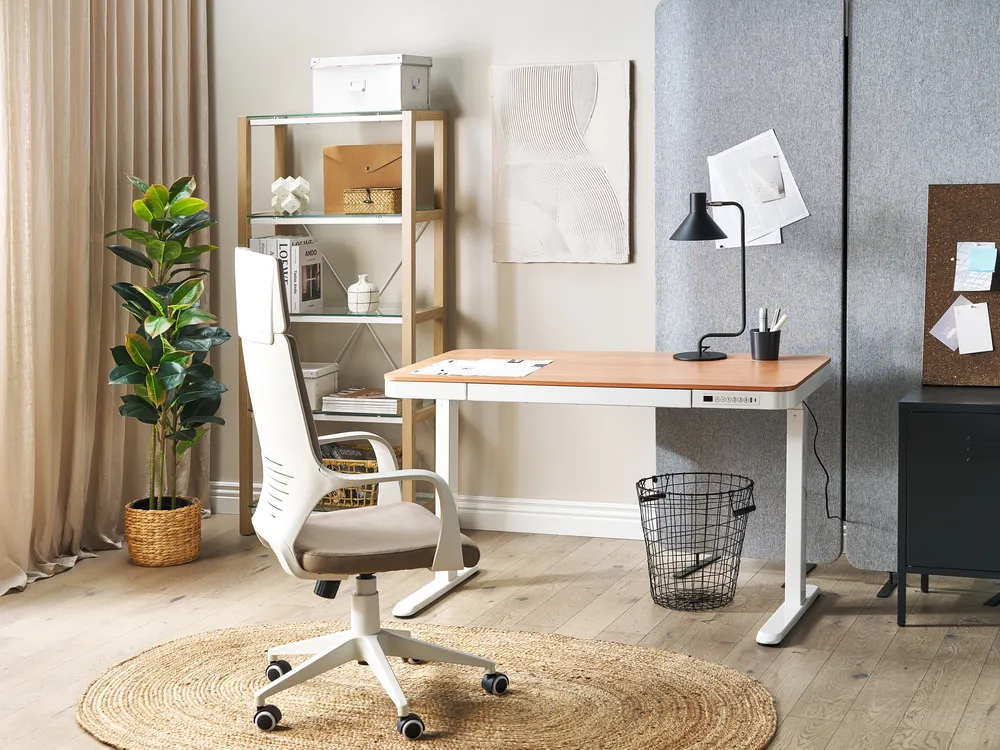 Schreibtisch elektrisch höhenverstellbar KENLY 120 cm 60 cm mit USB-Anschluss Braun / Weiß