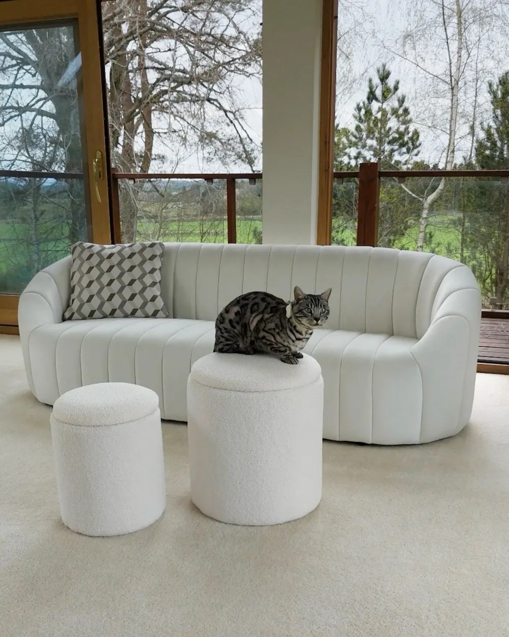 Pouf mit Stauraum 2er Set BEREA Bouclé Cremeweiß_982818