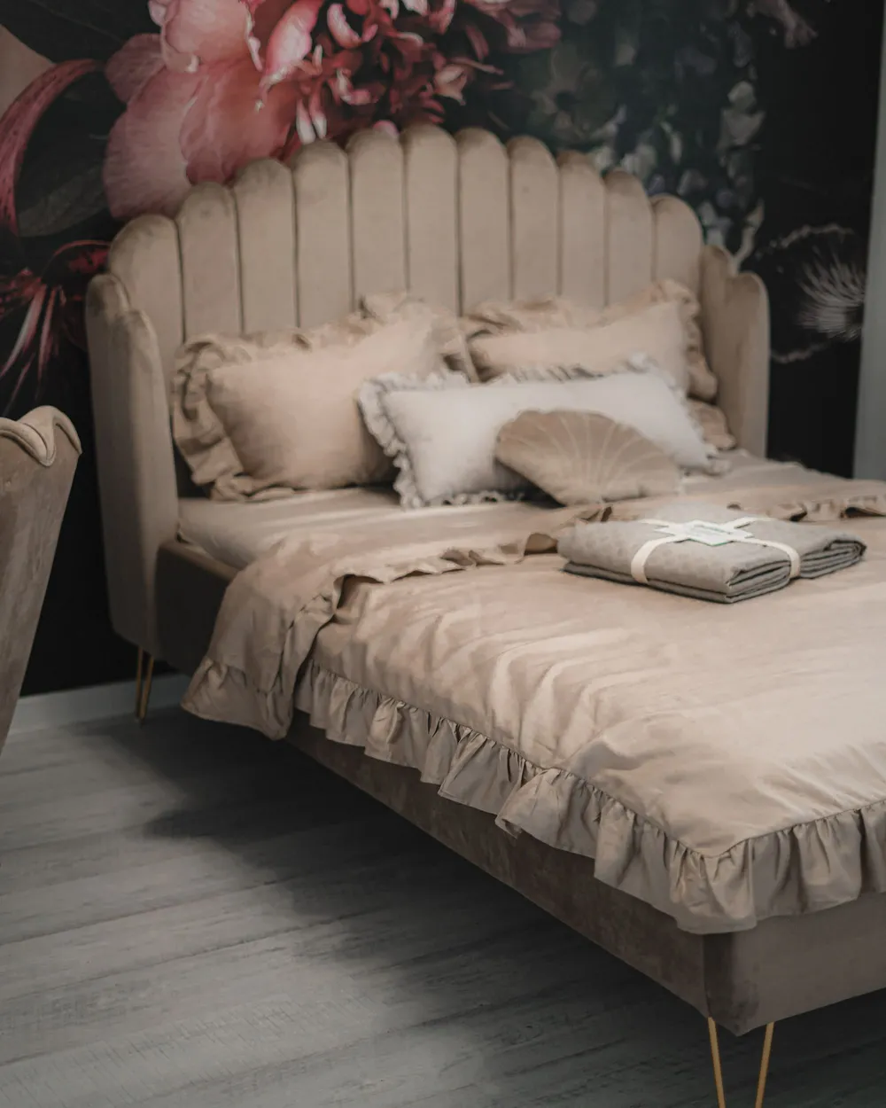 Bed Velvet AMBILLOU 140 x 200 cm (EU Double) Taupe_987860