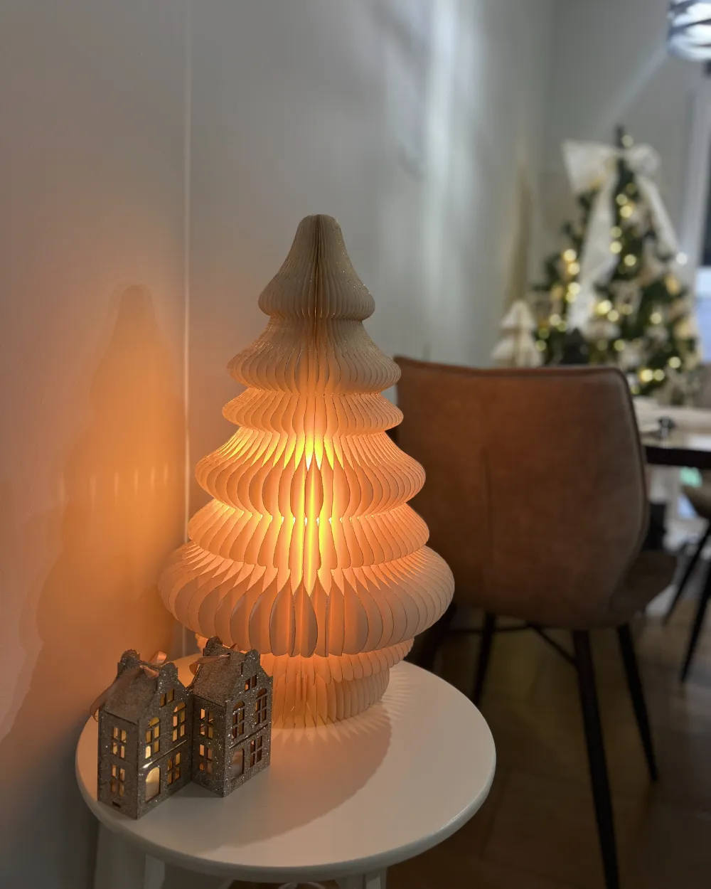 Weihnachtsdekoration Tischlampe DREVJA 51 cm Weihnachtsbaum Beige_1051719