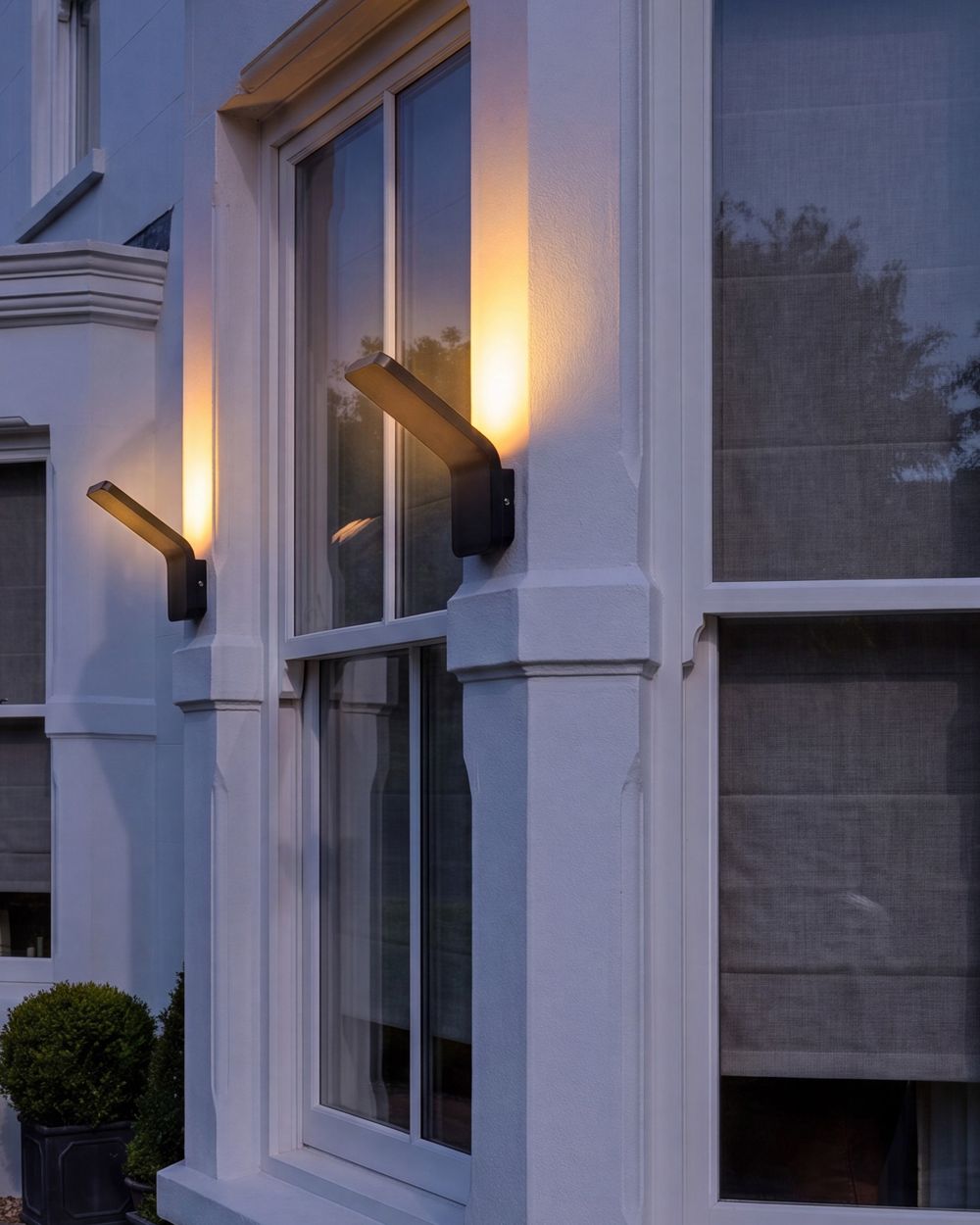 Set of 2 Outdoor LED Wall Lights TYNET Black