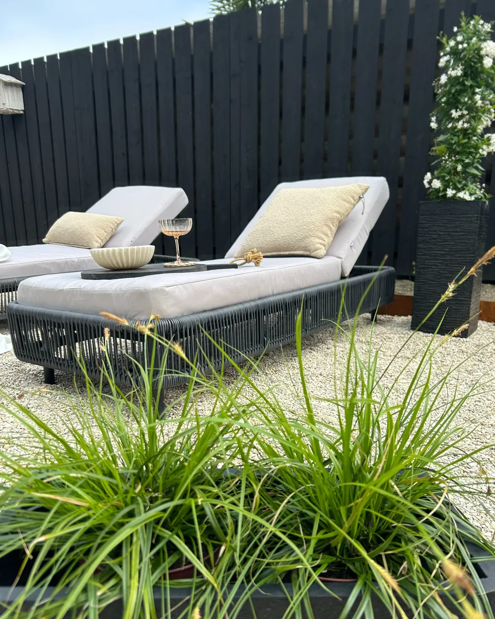 Sun Lounger with Cushion OSINI Reclining PE Rattan Grey_991875