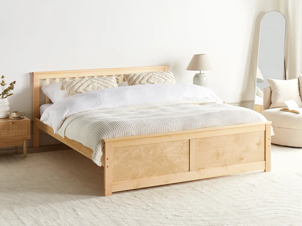 Bett mit Lattenrost Kiefernholz OLENDON 180 x 200 cm Hellbraun