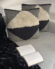 Dekokissen 2er Set KHORA 50 x 50 cm Baumwolle Schwarz Geometrisches Muster_1024131