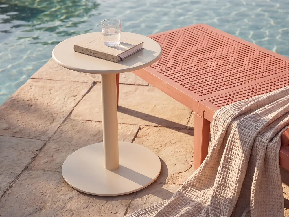 Outdoor Couchtisch VITTUONE 50 cm 50 cm Metall Beige