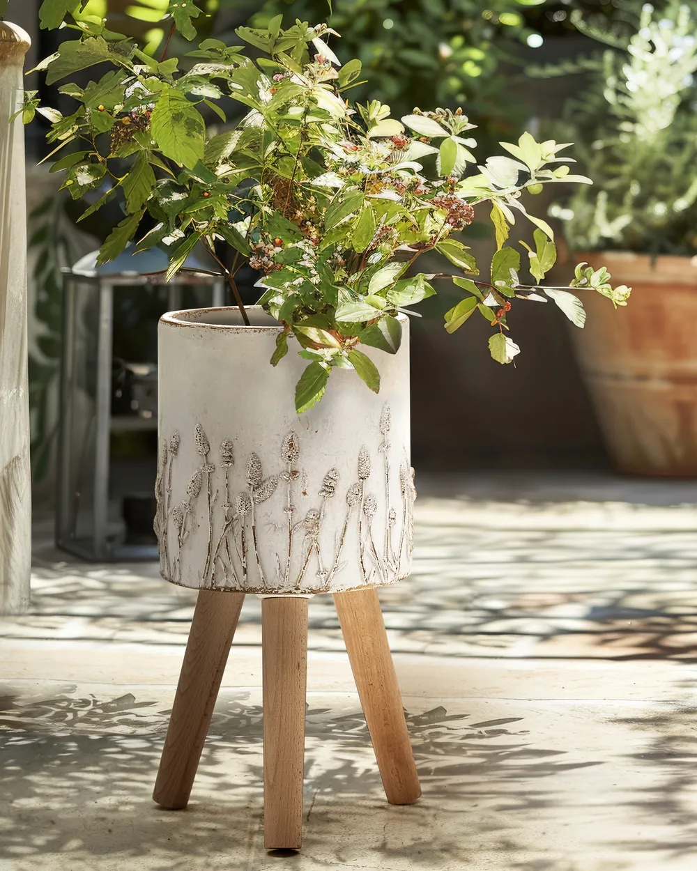 Elevated Plant Pot JANINA 24 cm Off-White_979967