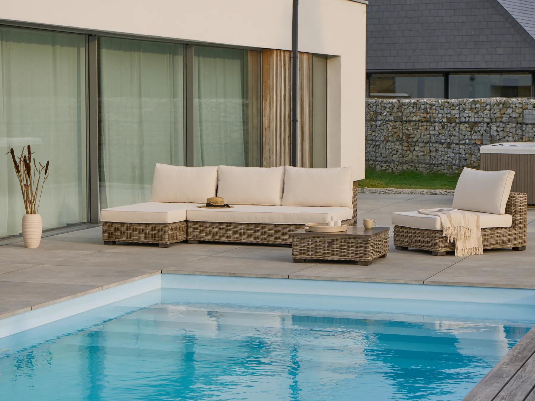 Garden Lounge Set with Table 4 Seater VARALLO Modular Rattan Grey Right Hand_954977
