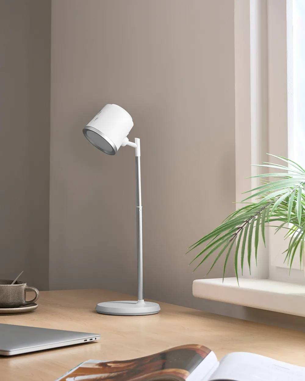 LED Schreibtischlampe LIBRA mit Dimmer Weiß
