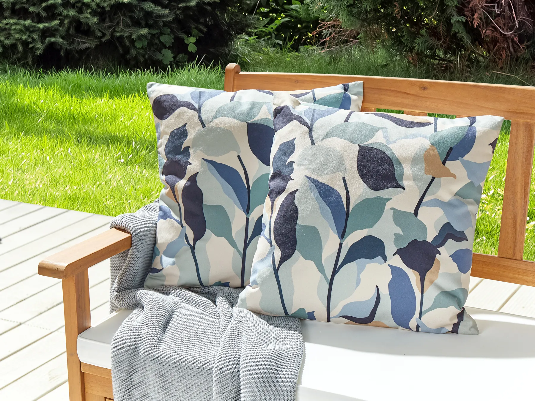 Gartenkissen 2er Set VEGLINO Pflanzenmuster 45 x 45 cm Blau_881519